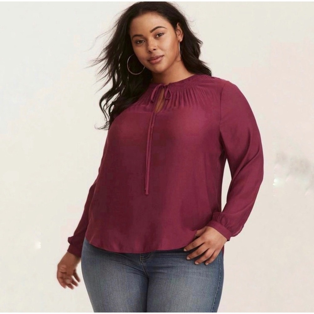 Torrid Magenta Purple Smocked Tie Neck Long Sleeve Blouse Size 1 Plus 1X 111425